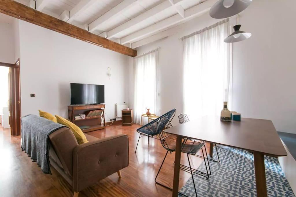 City Hall I Apartment Bilbao Esterno foto